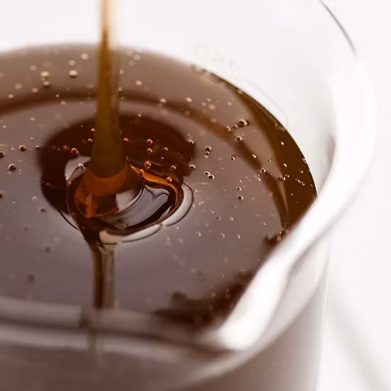 Линейная алкилбензолсульфоновая кислота LABSA 96% для производства моющих средств.